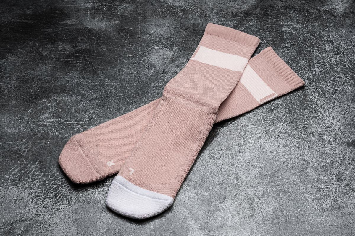 Nobull Crew Women's Socks Rose White | Australia (MZ3590)